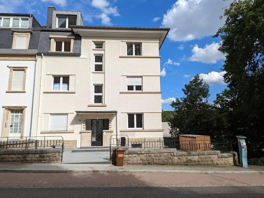 Refurbished 1br In Limpertsberg Appartement